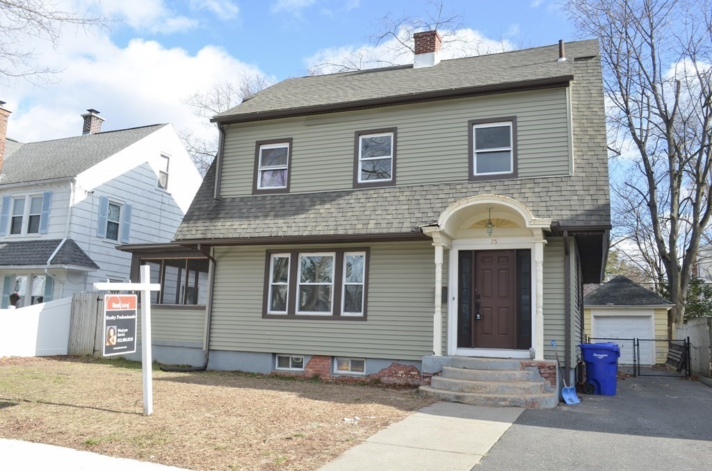 25 Eton Street Springfield, MA 01108 - Photo 2 of 31 a front view of a house