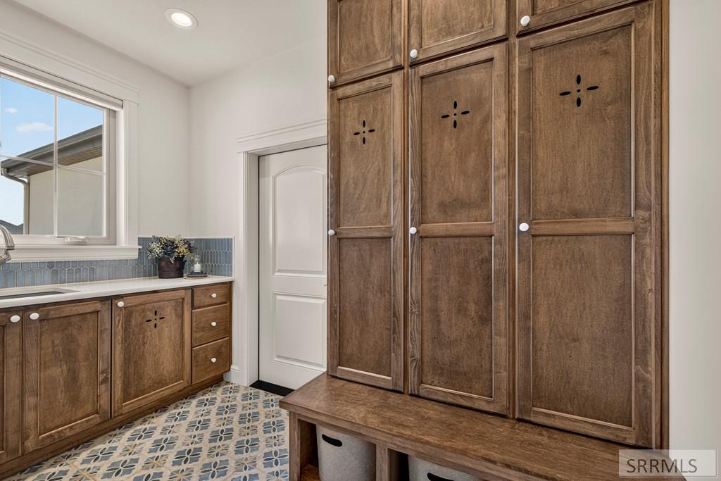 3777 369 North Rigby, ID 83442 - Photo 18 of 60 Laundry
