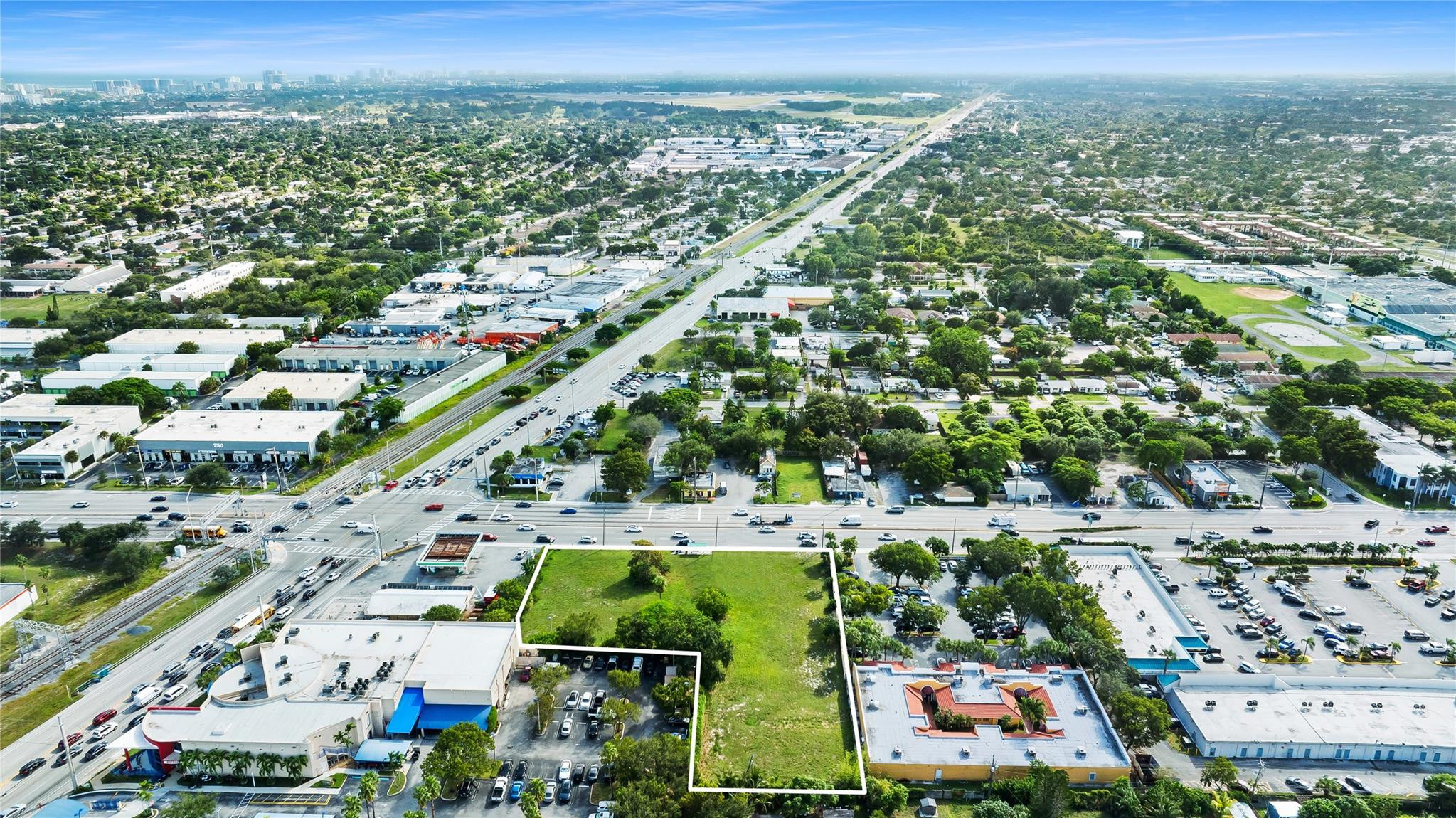 651 East Sample Road Deerfield Beach, FL 33064 - Photo 6 of 9 Photo 6