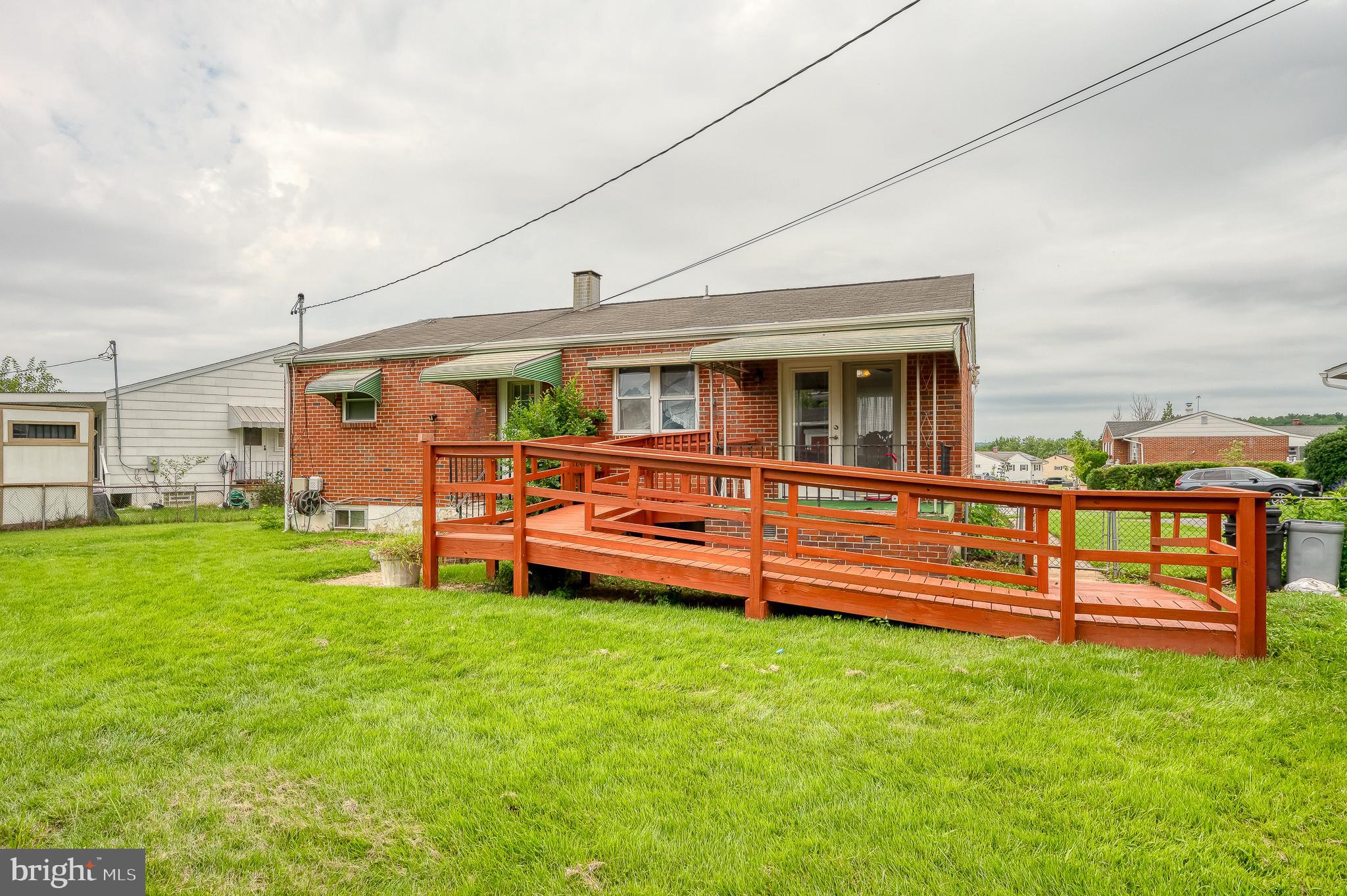 2307 Holyoke Road Baltimore, MD 21237 - Photo 29 of 44 Large Yard