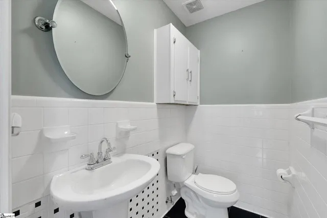 $525,000 | 503 Lawrence Road, Anderson, SC 29624