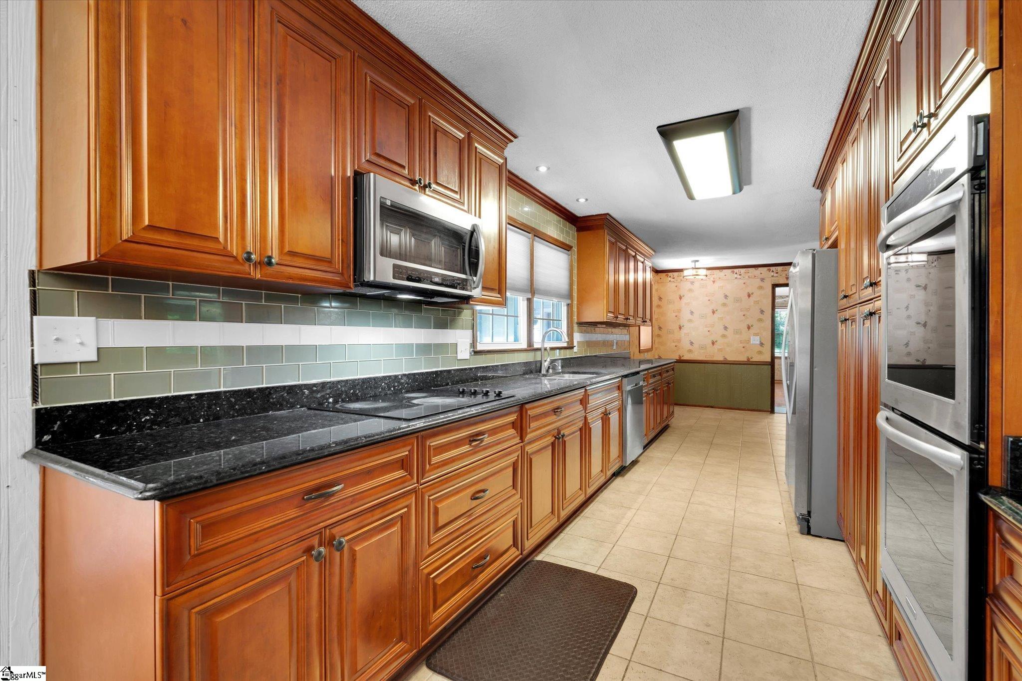 503 Lawrence Road Anderson, SC 29624 - Photo 18 of 48