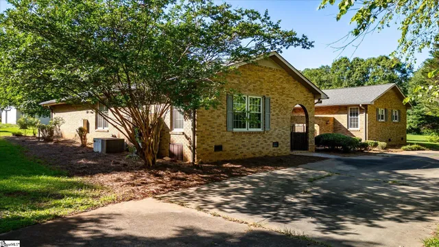 $525,000 | 503 Lawrence Road, Anderson, SC 29624