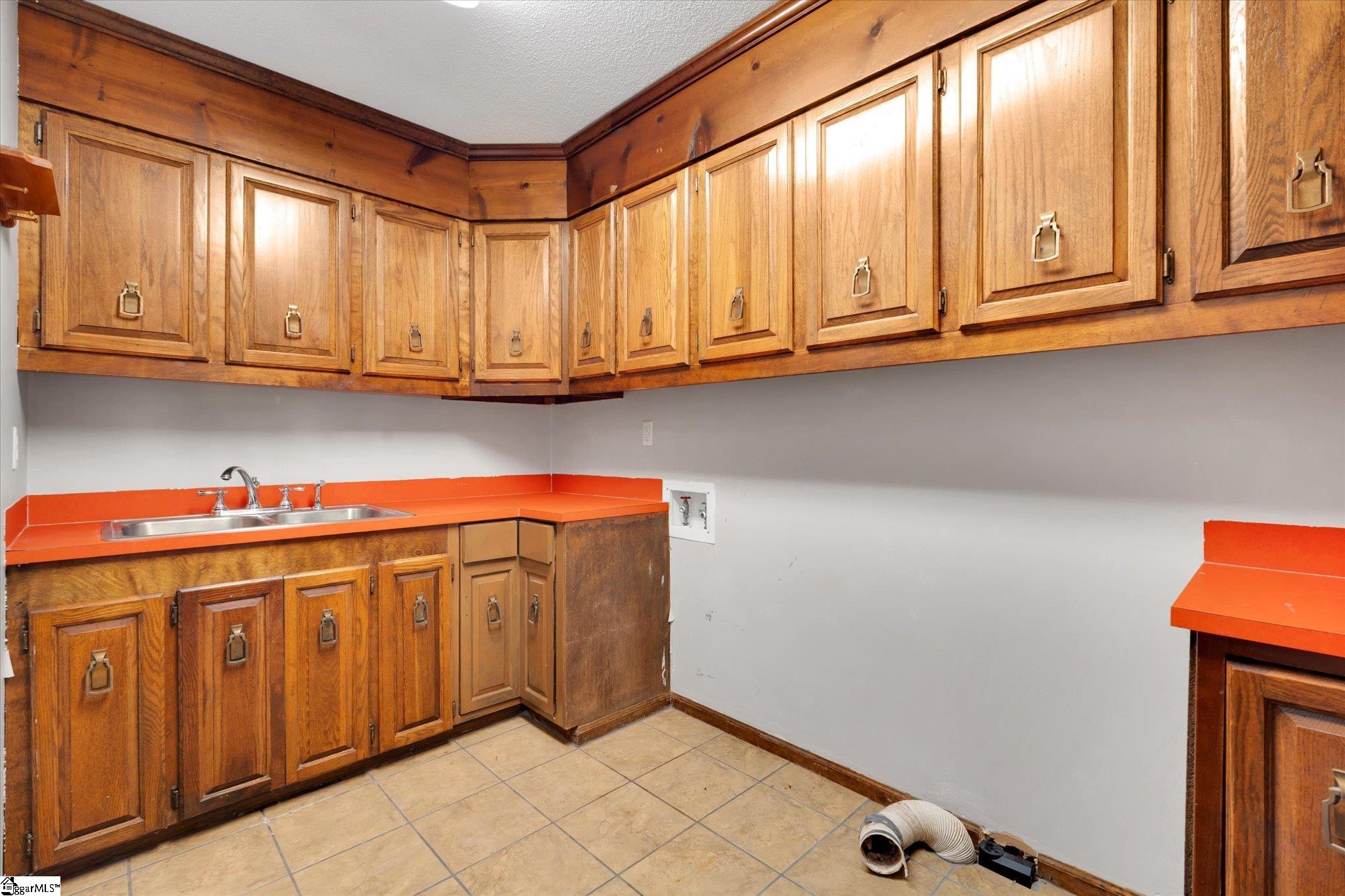 503 Lawrence Road Anderson, SC 29624 - Photo 34 of 48