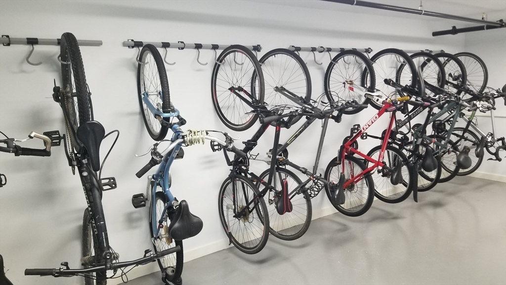 462 A Main, Unit 5 Amherst, MA 01002 - Photo 4 of 5