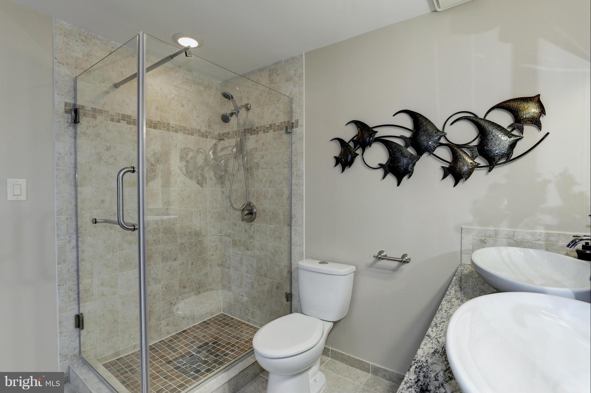 13209 Jasper Road Fairfax, VA 22033 - Photo 18 of 30 Bath