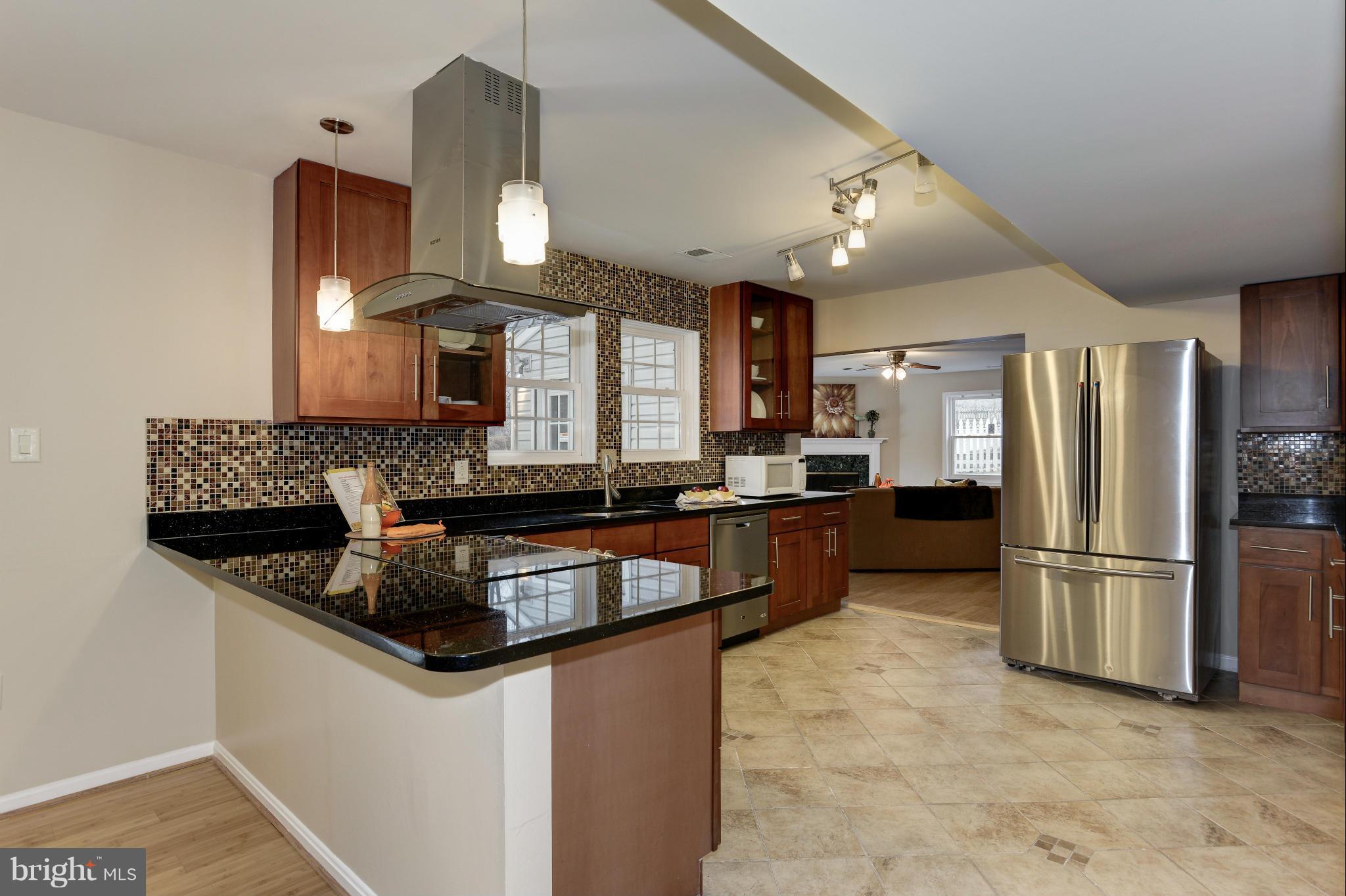 13209 Jasper Road Fairfax, VA 22033 - Photo 8 of 30 Kitchen
