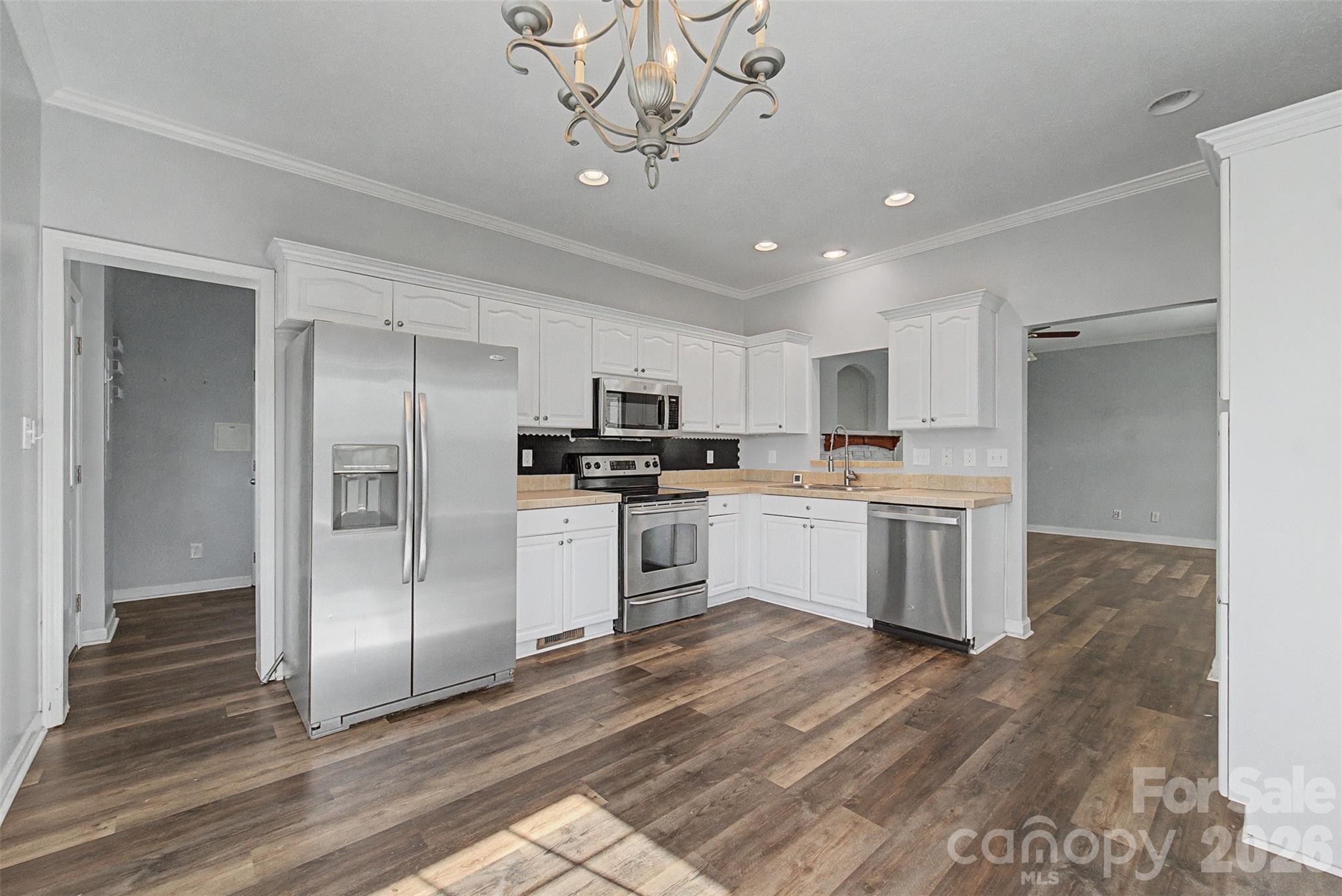 138 Elm Street Sylva, NC 28779 - Photo 17 of 47