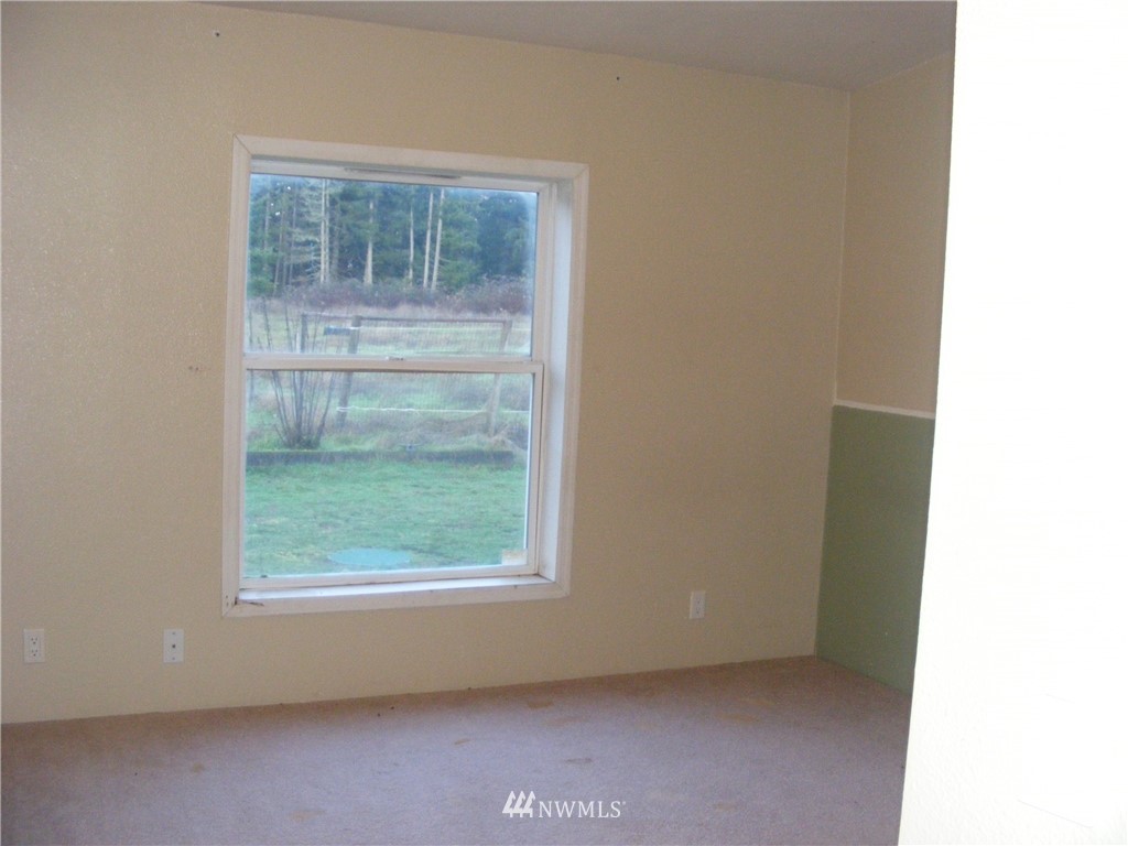 12603 Reo Road Southeast Rainier, WA 98576 - Photo 9 of 14 Gallery Image 9