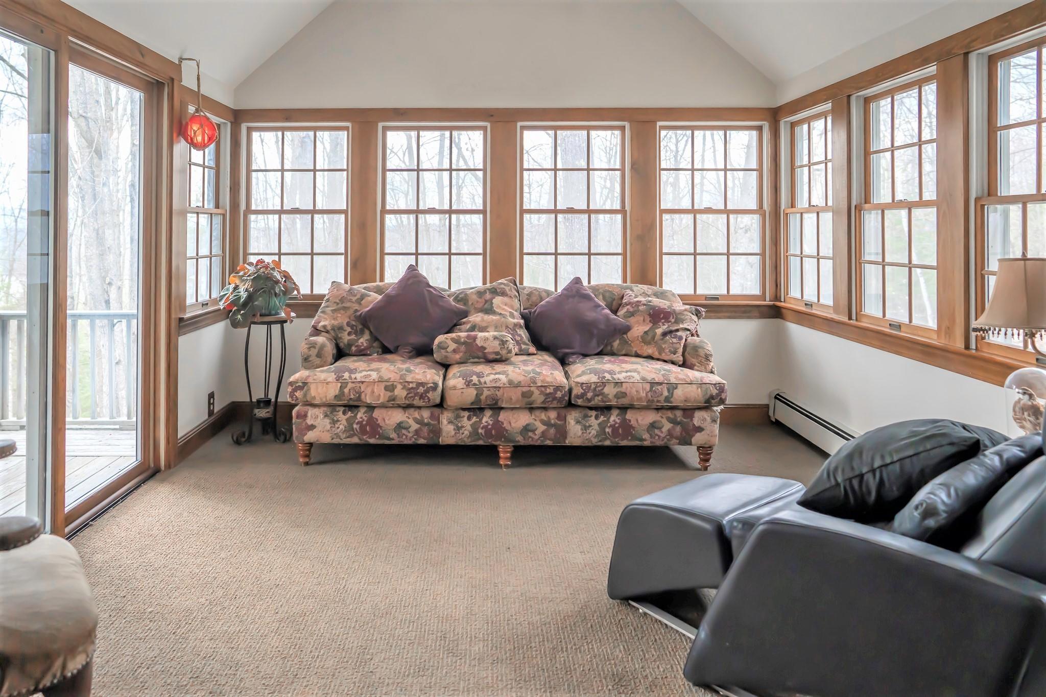 33 Stonehedge Way Harrison, ME 04040 - Photo 14 of 41 Sit In Area