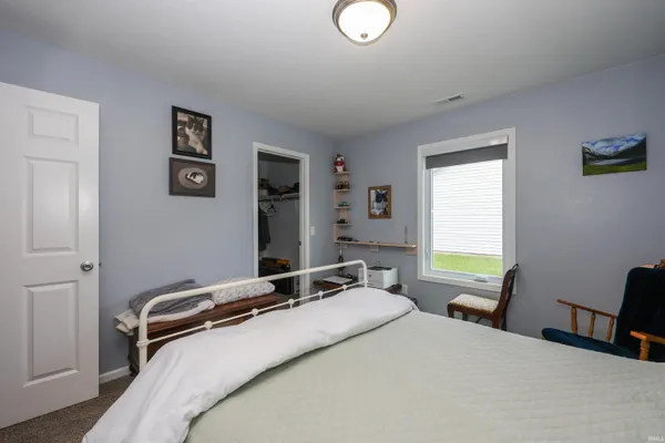 $279,900 | 2111 McNair Lane, Auburn, IN 46706