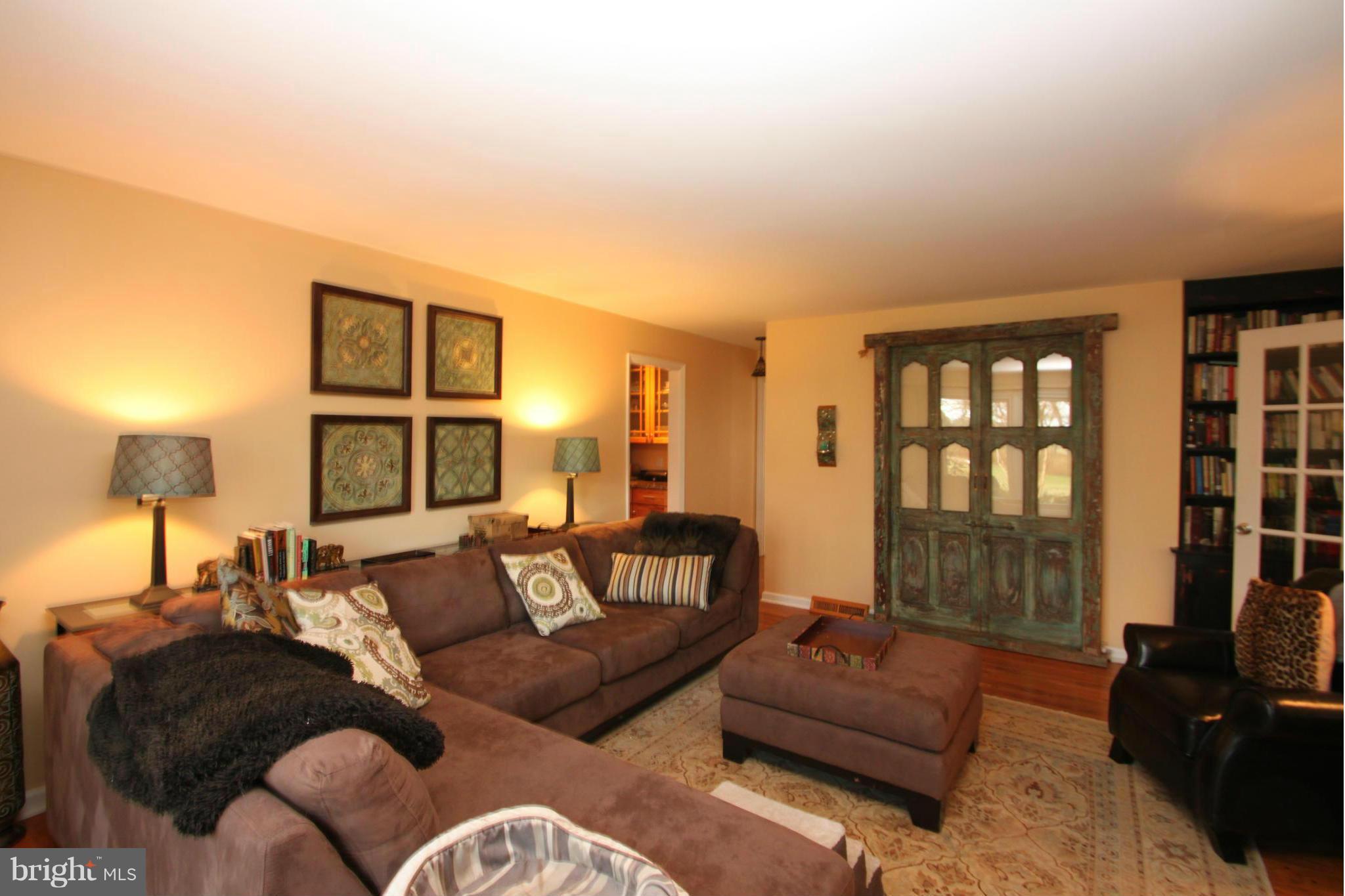 19249 Stallion Road Culpeper, VA 22701 - Photo 13 of 30 Living Room