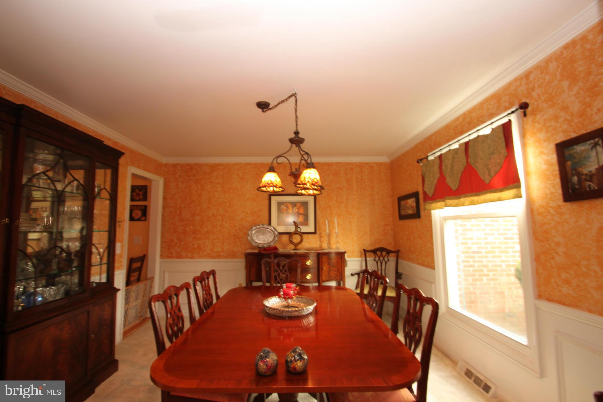 19249 Stallion Road Culpeper, VA 22701 - Photo 5 of 30 Dining Room