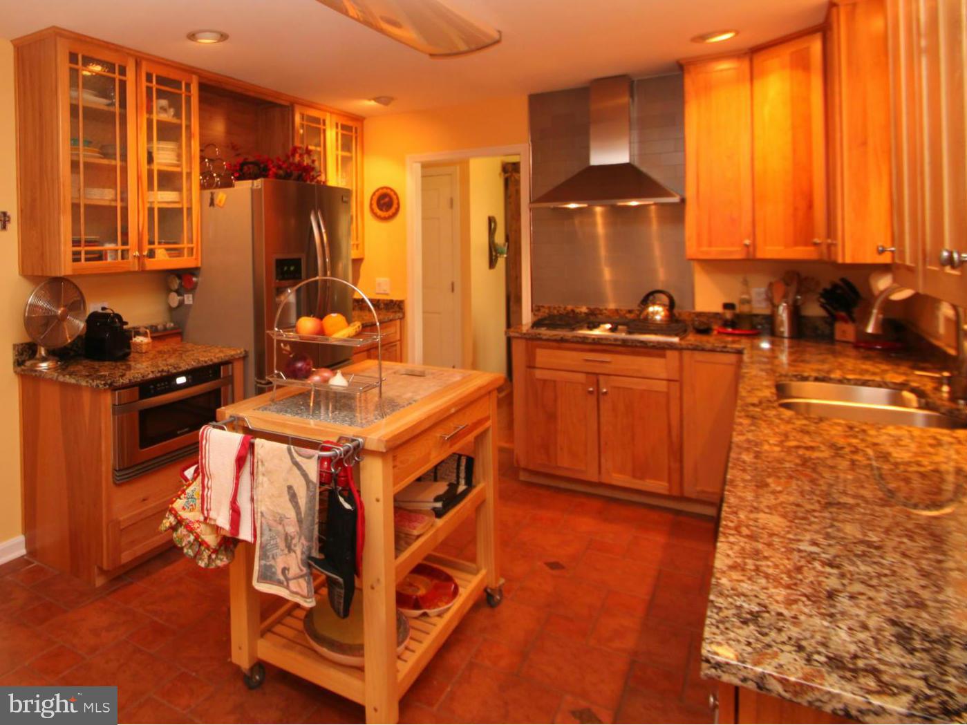 19249 Stallion Road Culpeper, VA 22701 - Photo 8 of 30 Kitchen