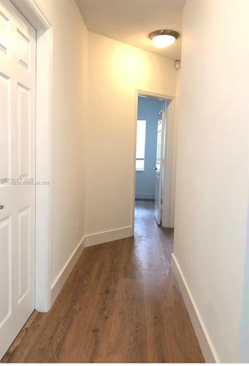 16231 Emerald Cove Road Weston, FL 33331 - Photo 18 of 26