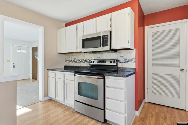 $335,000 | 3508 Meadowlark Drive, Casper, WY 82604