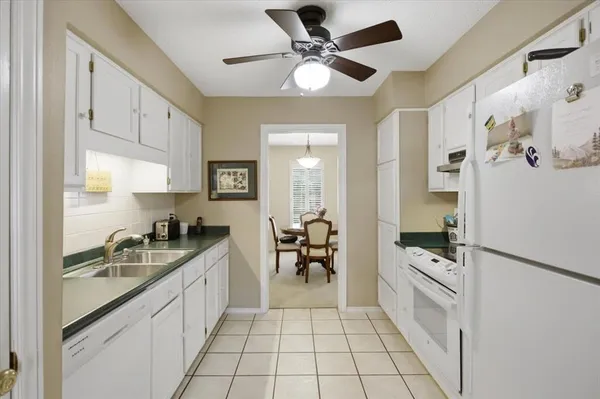 $285,000 | 1117 Roaring Springs Road, Fort Worth, TX 76114