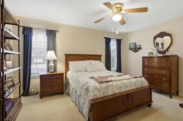 $285,000 | 1117 Roaring Springs Road, Fort Worth, TX 76114