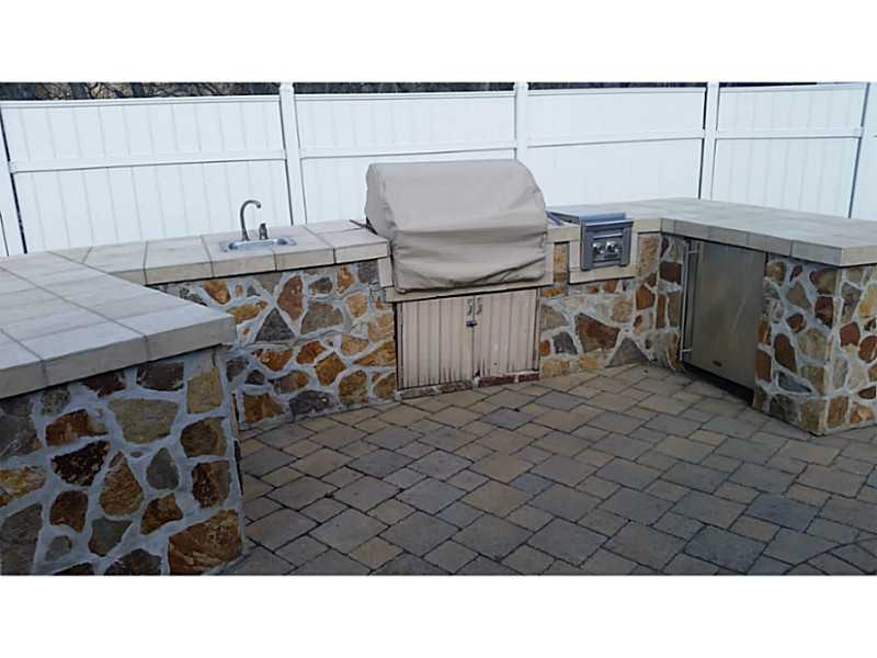 34 Glenside Road Cumberland, RI 02864 - Photo 15 of 16 Patio/Deck.