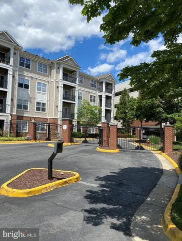 $310,000 | 12909 Centre Park Circle, Unit 102, Herndon, VA 20171