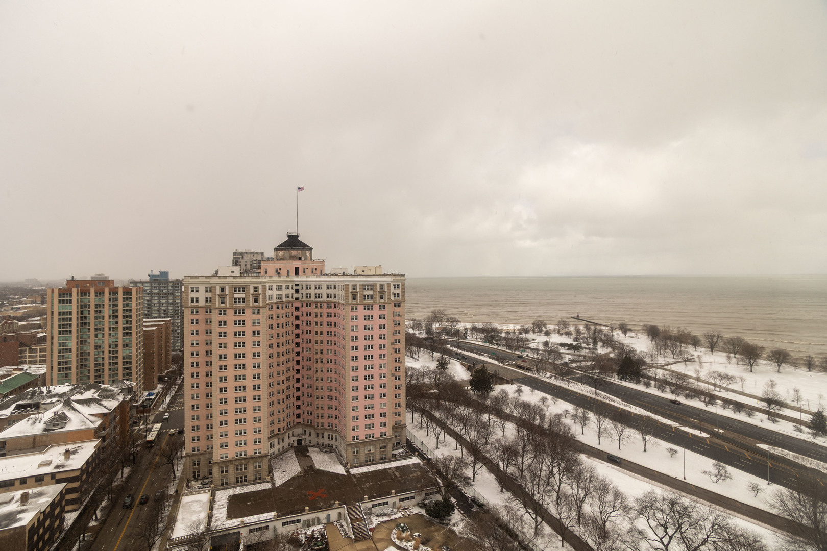 5455 North Sheridan Road, Unit 2511 Chicago, IL 60640 - Photo 16 of 17