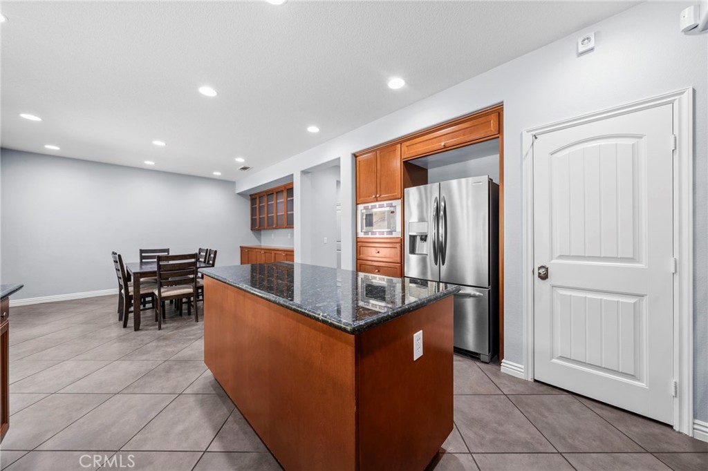 25614 Red Hawk Road Corona, CA 92883 - Photo 16 of 64