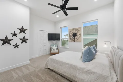 $575,000 | 2922 Seargent Street, Seabrook, TX 77586