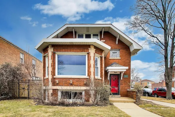 $850,000 | 6503 North Maplewood Avenue, Chicago, IL 60645