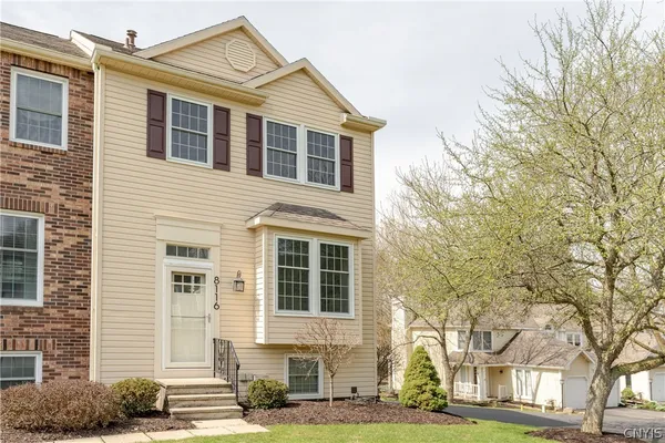 $2,950 | 8116 Verbeck Drive, Manlius, NY 13104