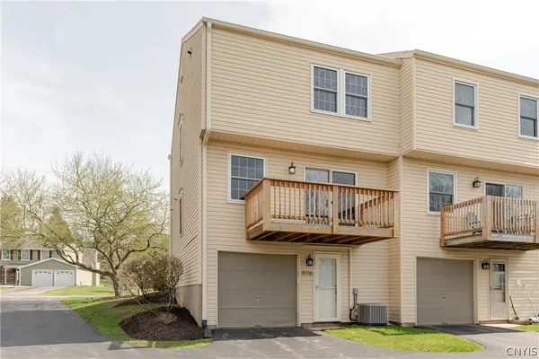 $2,950 | 8116 Verbeck Drive, Manlius, NY 13104