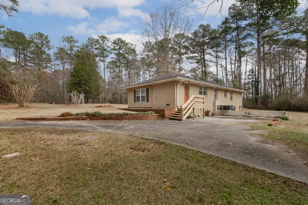 $1,850 | 1496 Wesleyan Drive, Macon, GA 31210