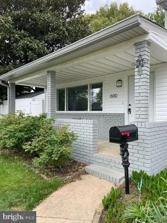 $2,850 | 600 Marlboro Road, Glen Burnie, MD 21061