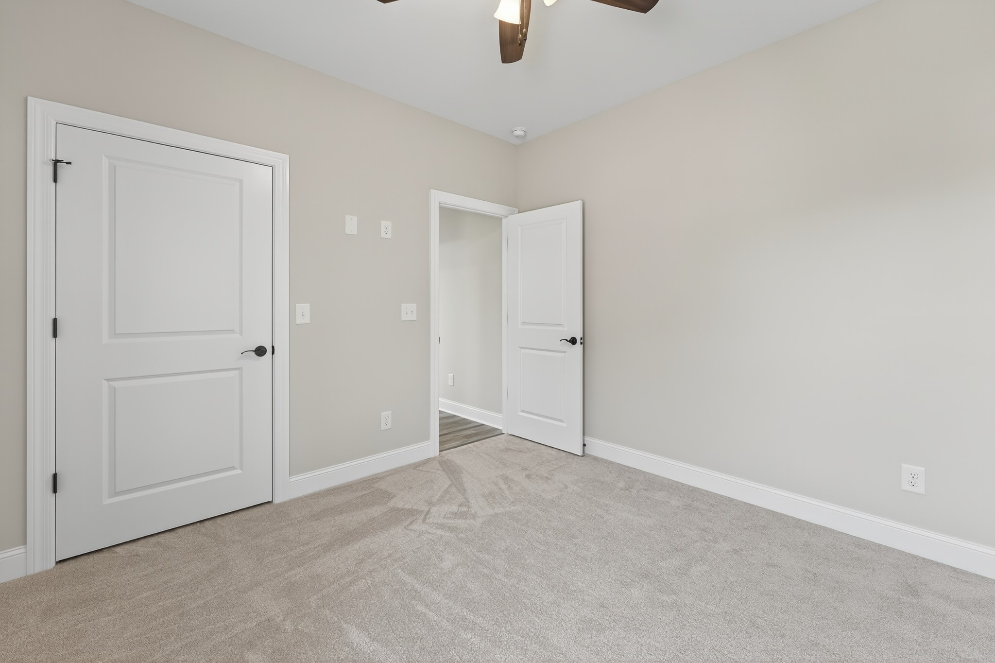702 Meadow Road Mount Pleasant, TN 38474 - Photo 45 of 51 an empty room with windows and closet
