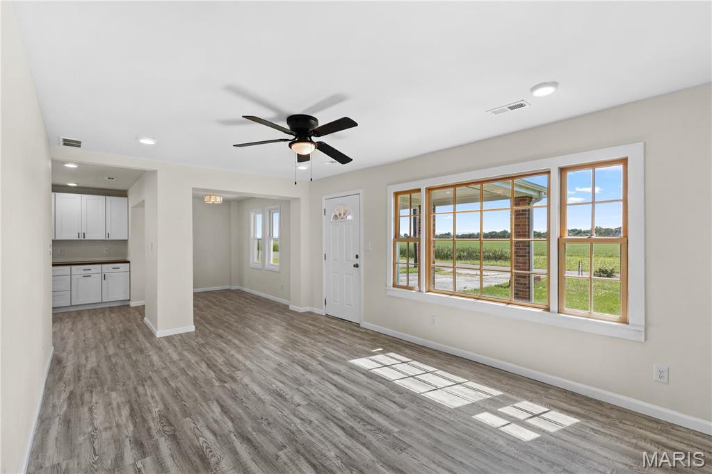 4219 Old Alton Road Granite City, IL 62040 - Photo 6 of 31