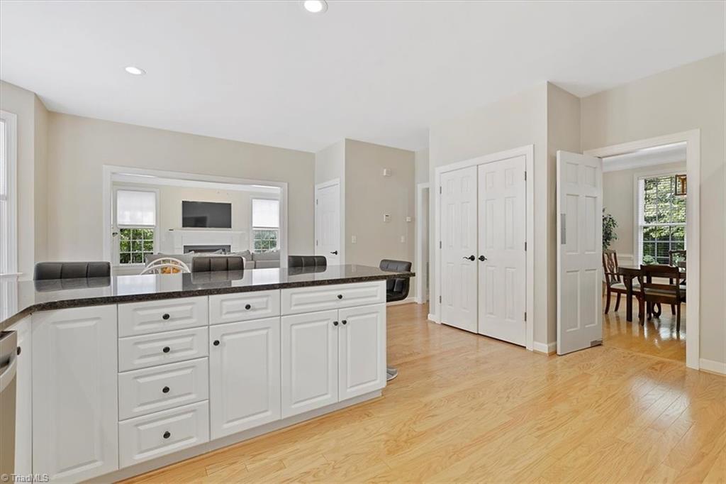 3892 Waterview Road High Point, NC 27265 - Photo 9 of 36 Gallery Image 9