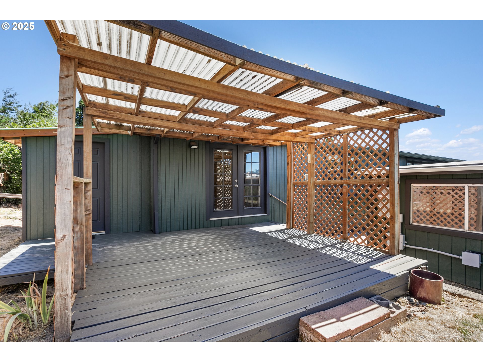 9095 Southwest Line Drive Cornelius, OR 97113 - Photo 31 of 37 Covered Patio