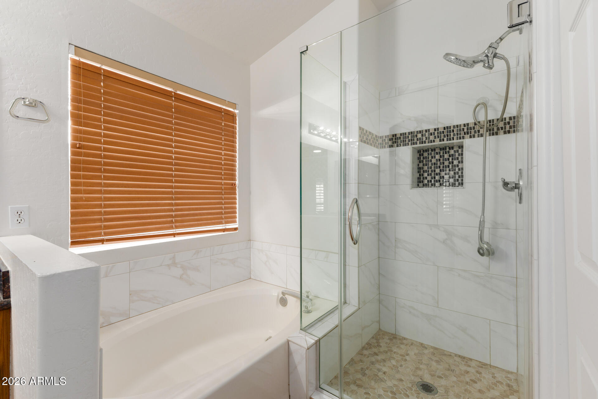 16426 South 29th Street Phoenix, AZ 85048 - Photo 16 of 21 a bathroom with a shower and a bath tub