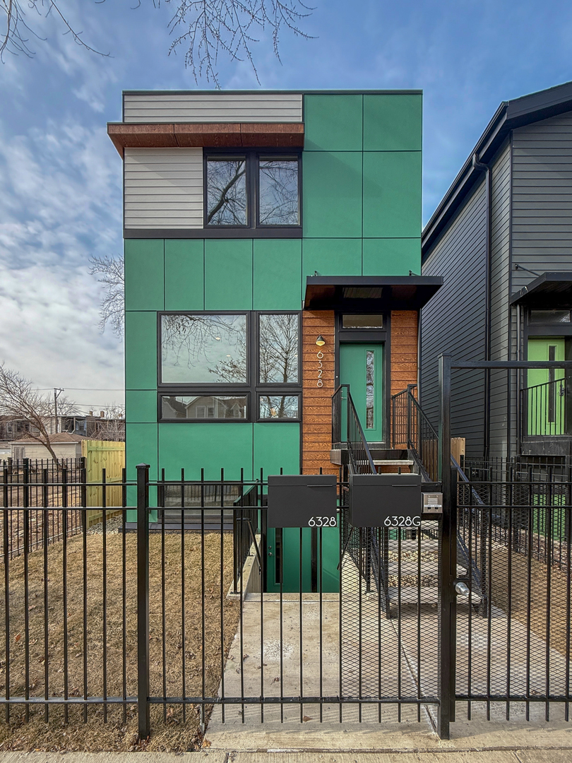 6328 South Rhodes Avenue Chicago, IL 60637 - Photo 1 of 41 Gallery Image 1