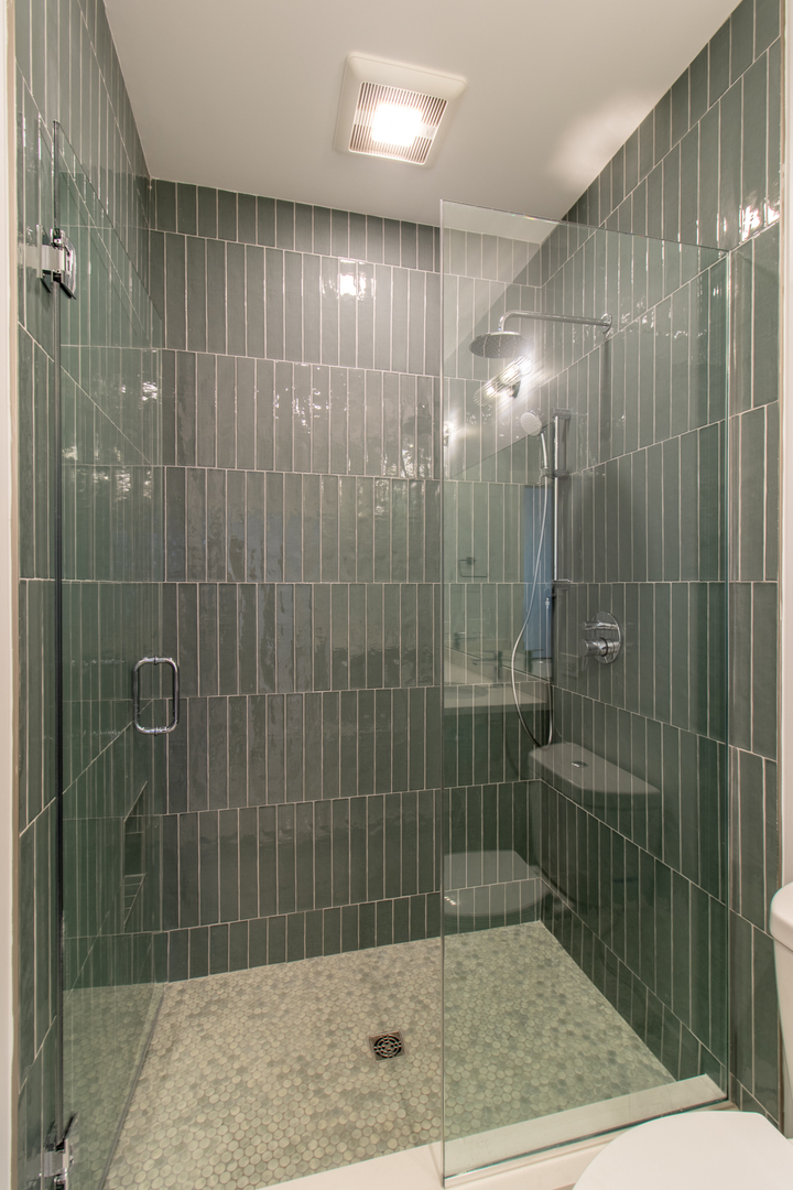 6328 South Rhodes Avenue Chicago, IL 60637 - Photo 12 of 41 Gallery Image 12