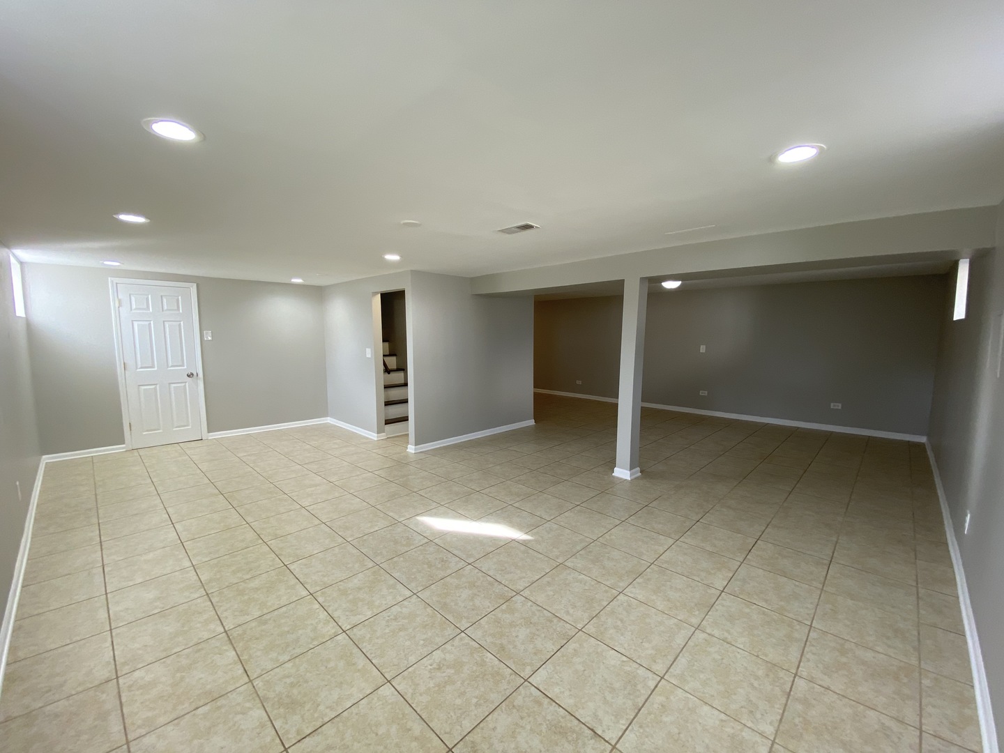 18 South Oltendorf Road Streamwood, IL 60107 - Photo 14 of 21 a view of an empty room