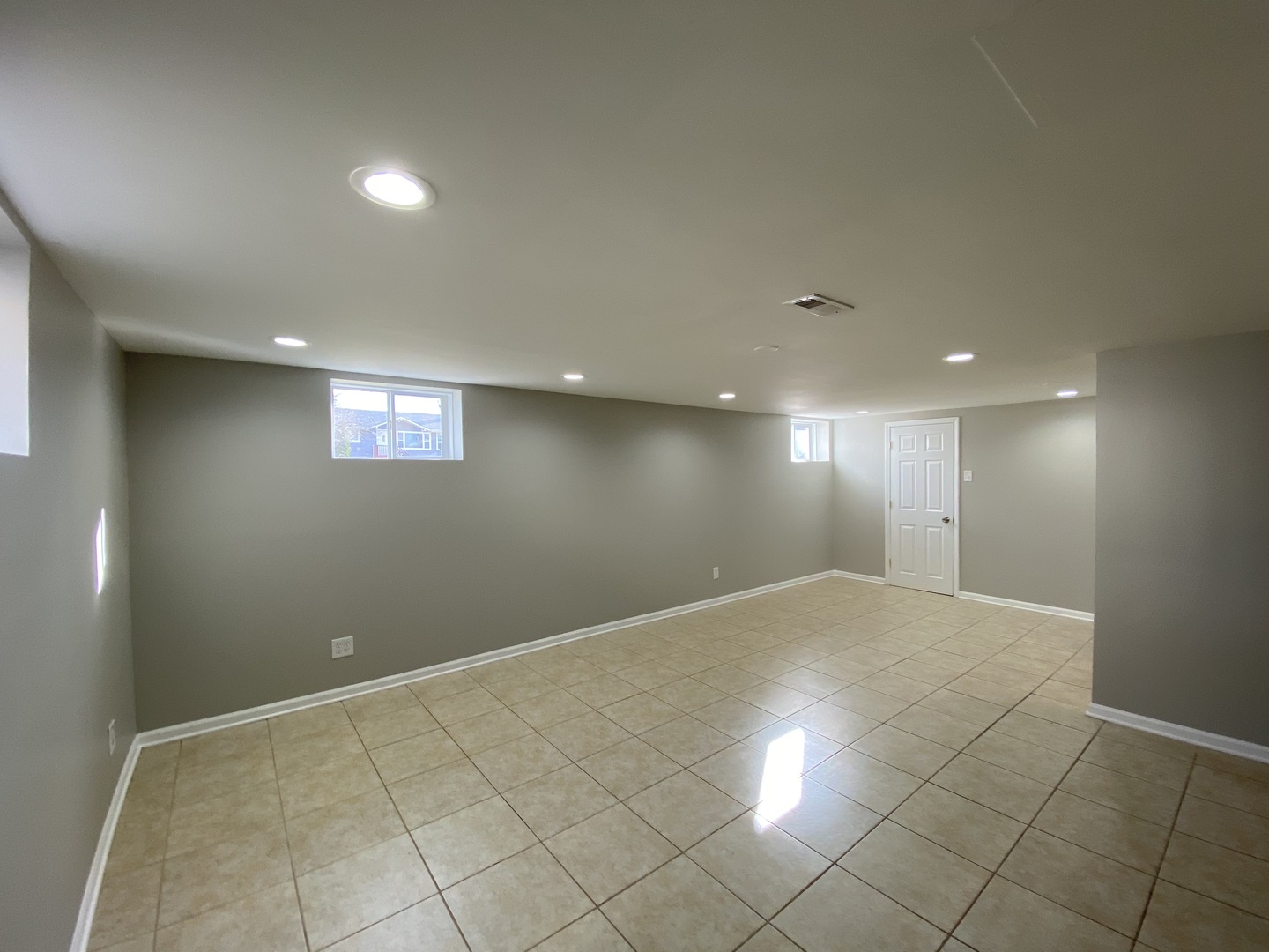 18 South Oltendorf Road Streamwood, IL 60107 - Photo 15 of 21 a view of an empty room