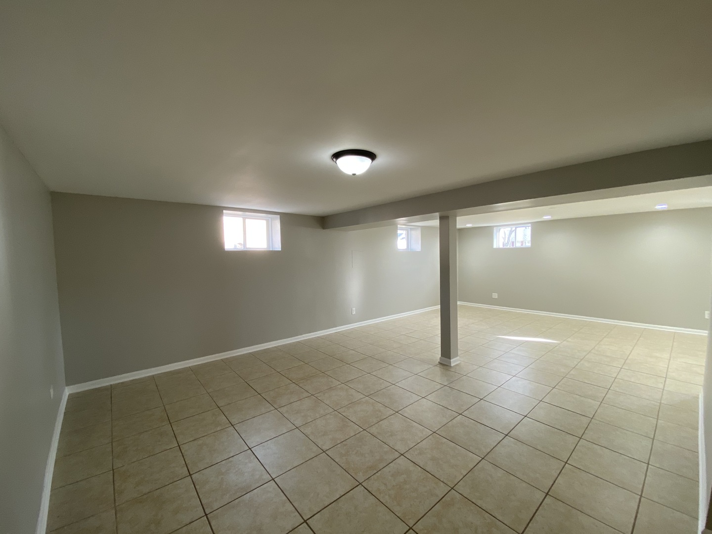 18 South Oltendorf Road Streamwood, IL 60107 - Photo 17 of 21 a view of an empty room