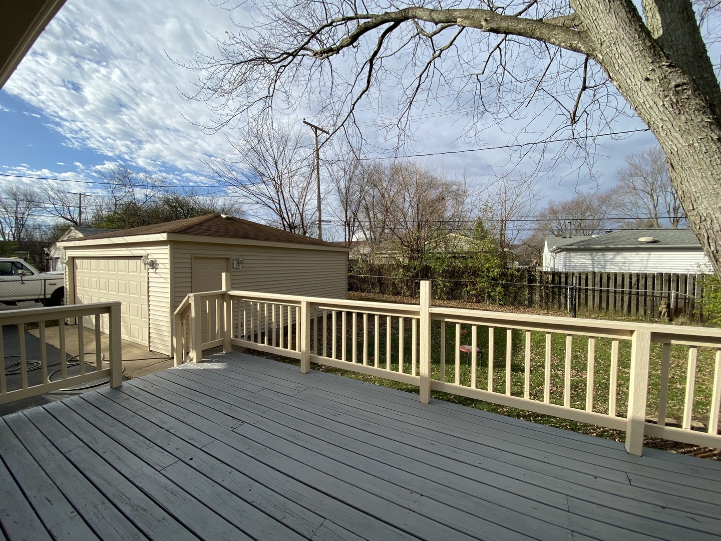 18 South Oltendorf Road Streamwood, IL 60107 - Photo 20 of 21 a view of balcony with wooden floor