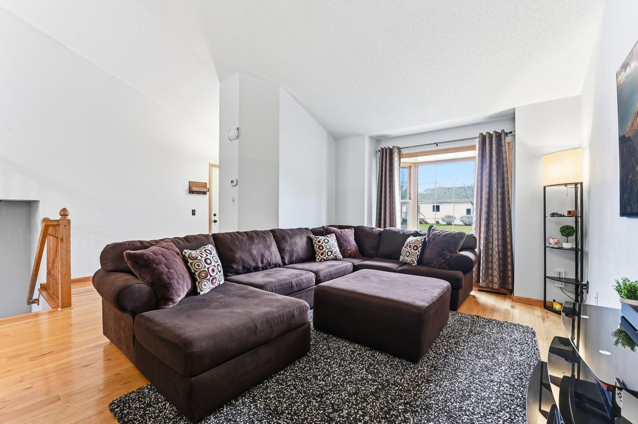 2106 Sunny View Lane Northfield, MN 55057 - Photo 3 of 26