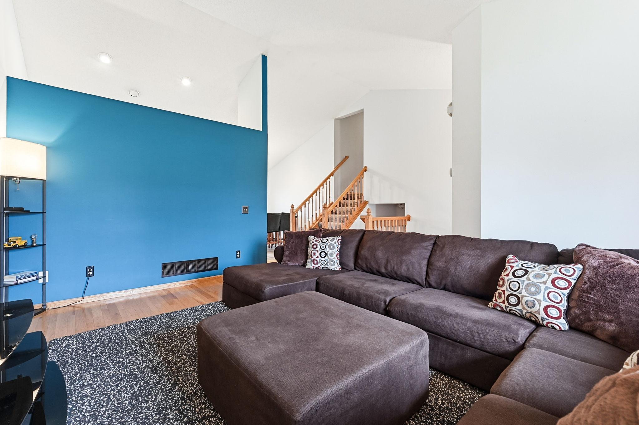 2106 Sunny View Lane Northfield, MN 55057 - Photo 4 of 26