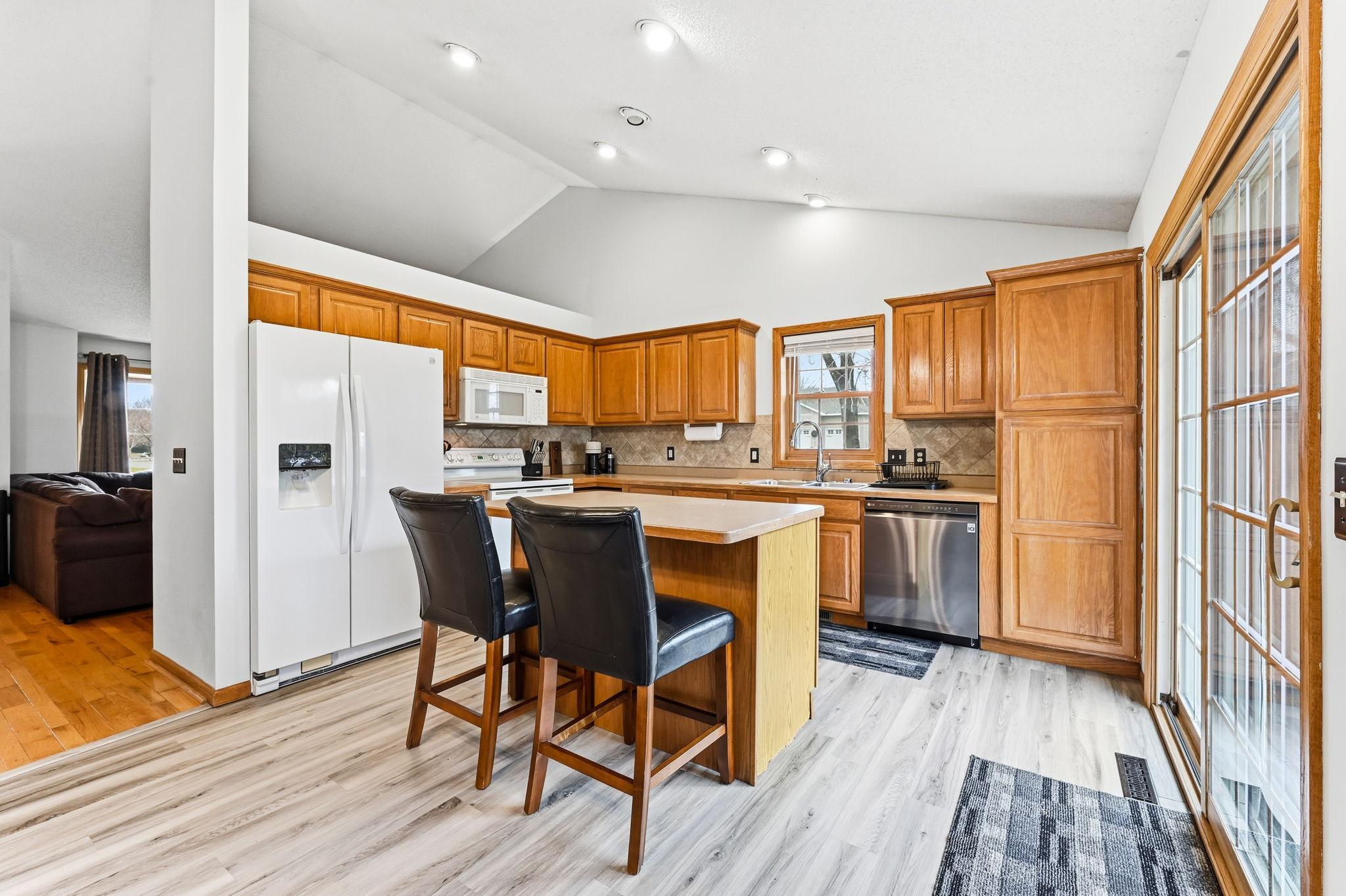 2106 Sunny View Lane Northfield, MN 55057 - Photo 7 of 26