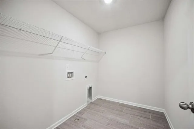 a view of a garage room