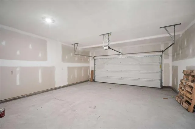 a view of entryway door of the house