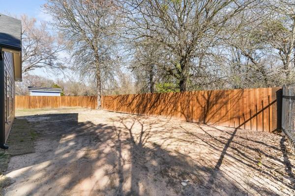 508 Luzon Street Tool, TX 75143 - Photo 33 of 40 a view of yard with trees