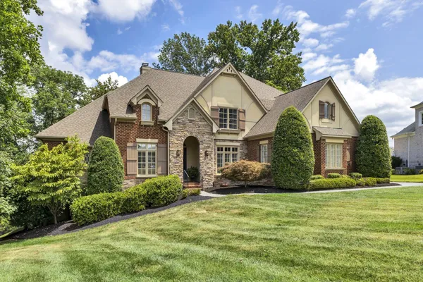 $10,000 | 12 Medalist Court, Brentwood, TN 37027